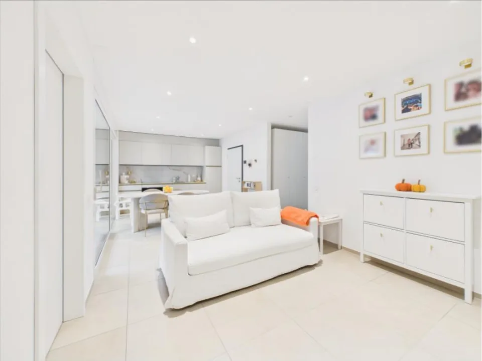 Nuovo esclusivo appartamento con terrazza in zona comoda e strategica