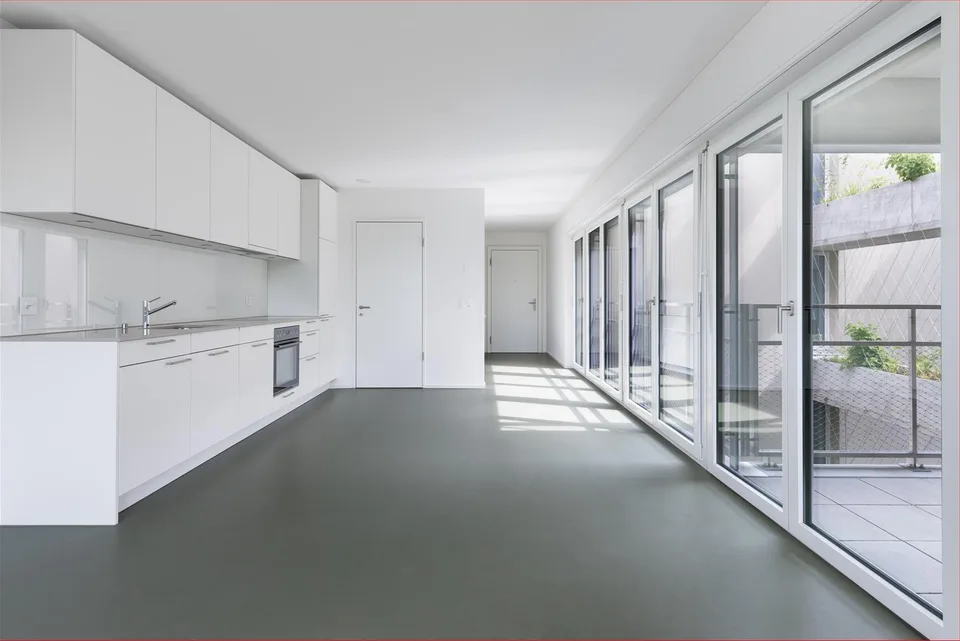 Appartement moderne avec atrium verdoyant