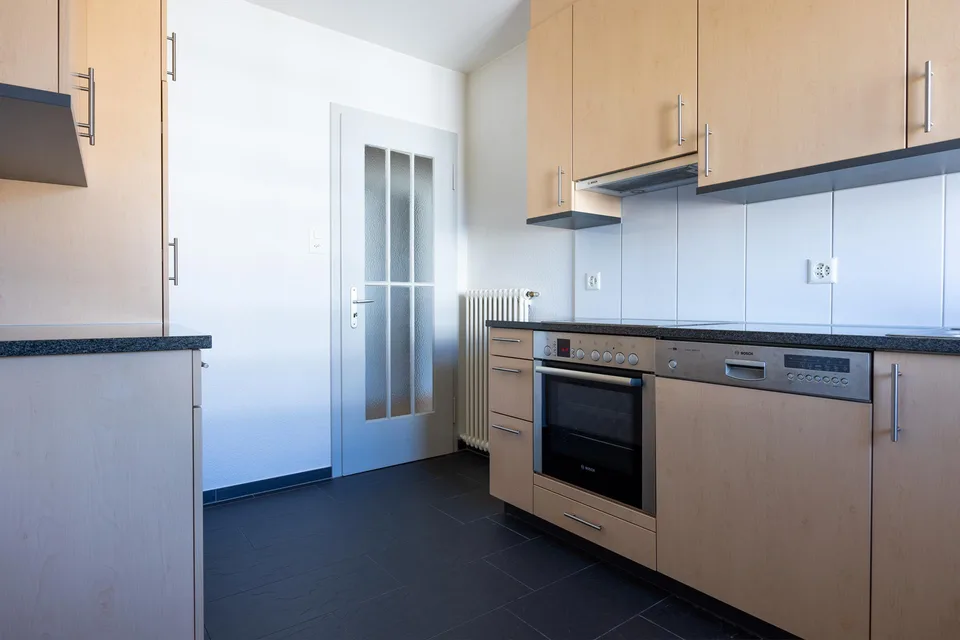3-bedroom apartment with large balcony