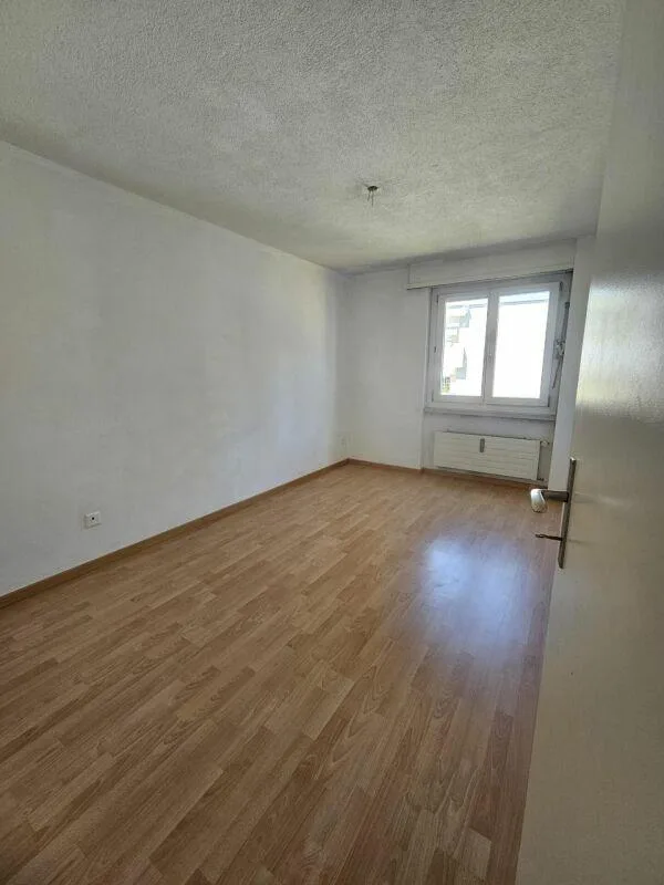 Befristet 5 Zimmerwohnung