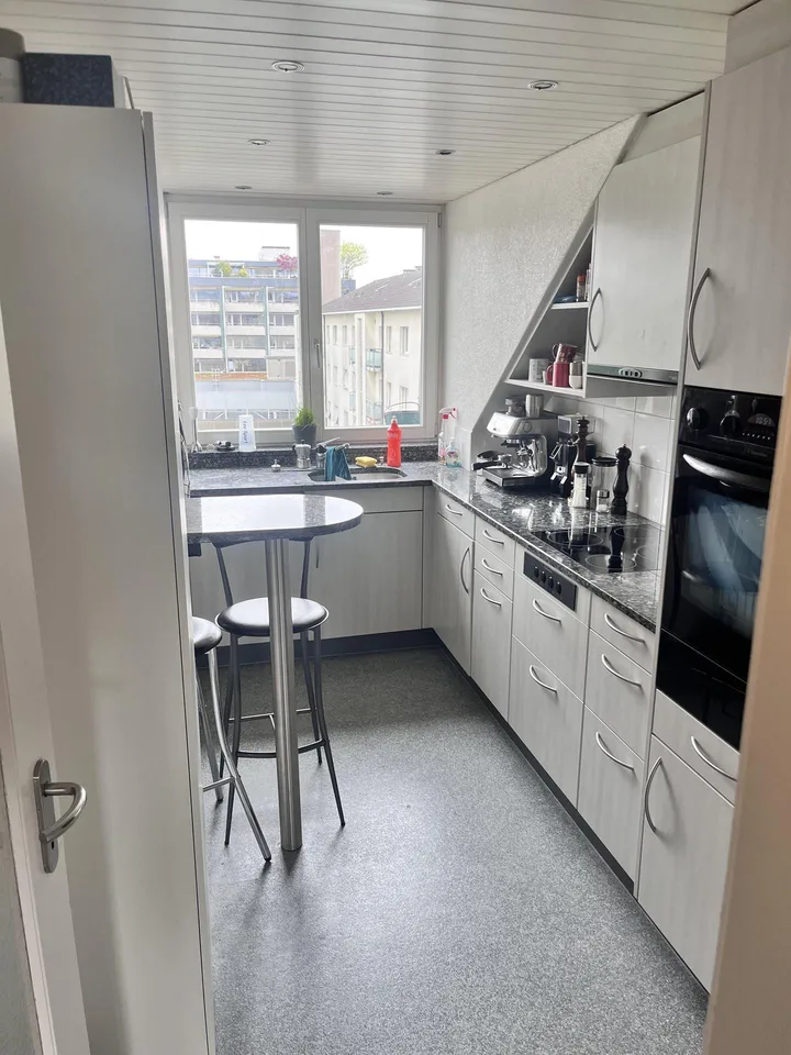Bright 3-room apartment in the Bern Länggasse quarter