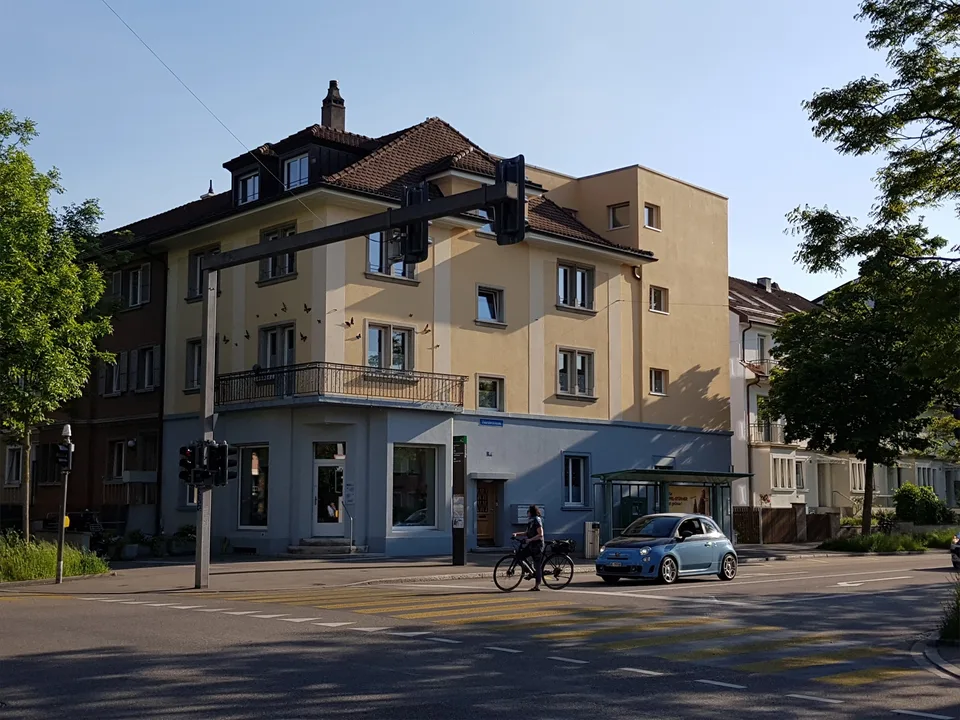 Grosse sonnige 3,5-Zi-Dachwohnung