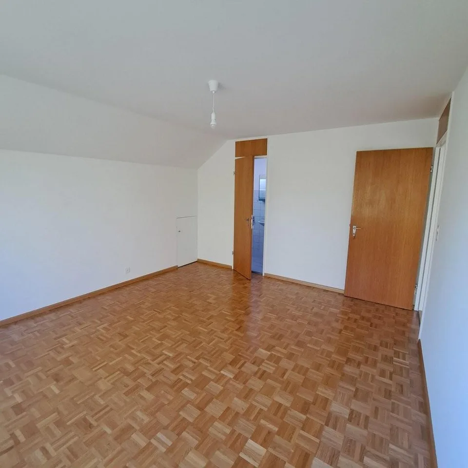 Appartamento mansardato elegante con una vista meravigliosa
