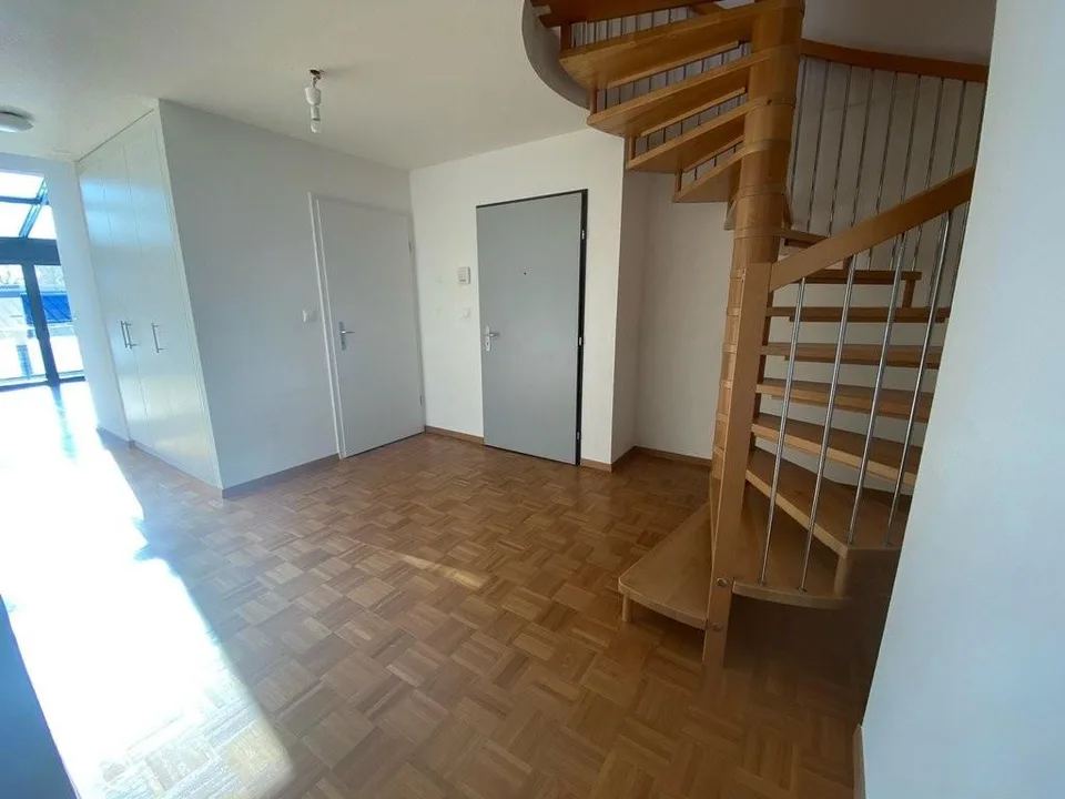 Meraviglioso appartamento duplex luminoso, a due passi dal lago