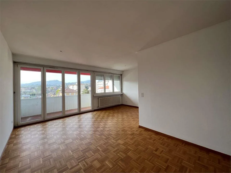 Rif. 2429 Chiasso zur Miete 3.5 Zimmer