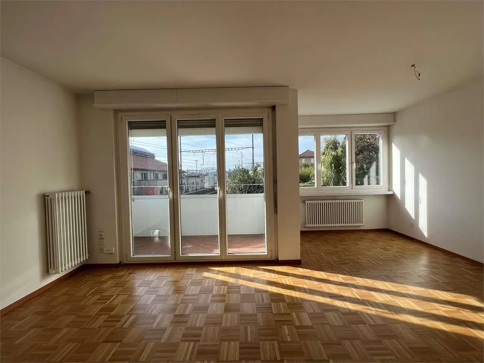 Rif. 2429 Chiasso zur Miete 3.5 Zimmer