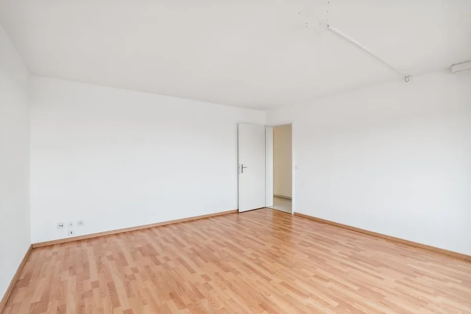 Gemütlich und Geräumig - mit Einstellplatz!