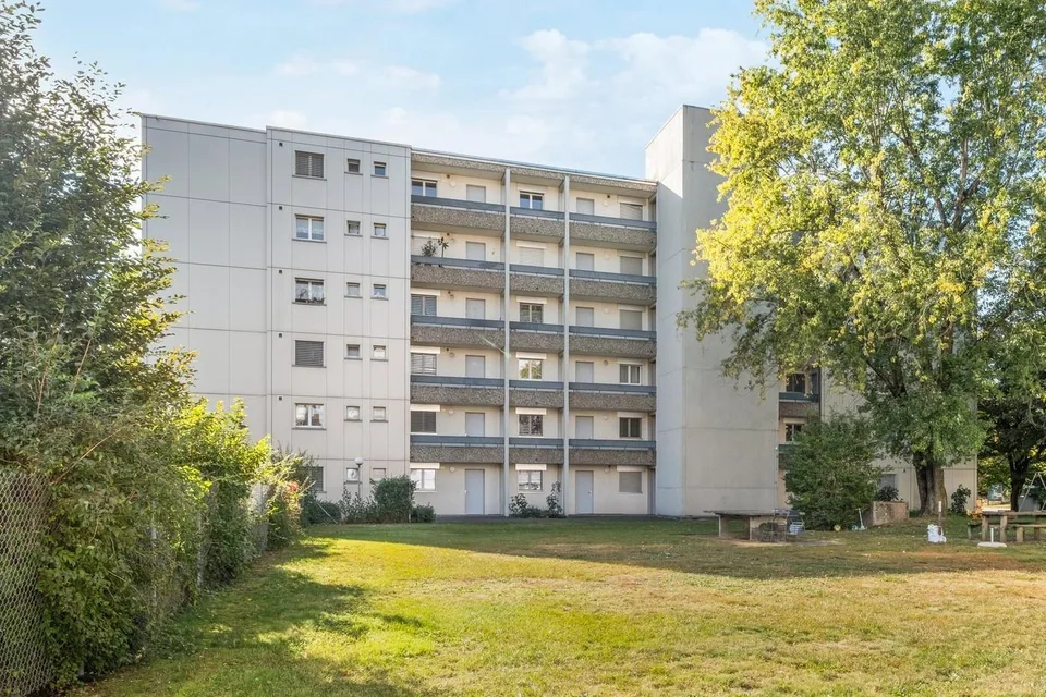 Helle 3.5-Zimmerwohnung im 5. Obergeschoss mit Balkon