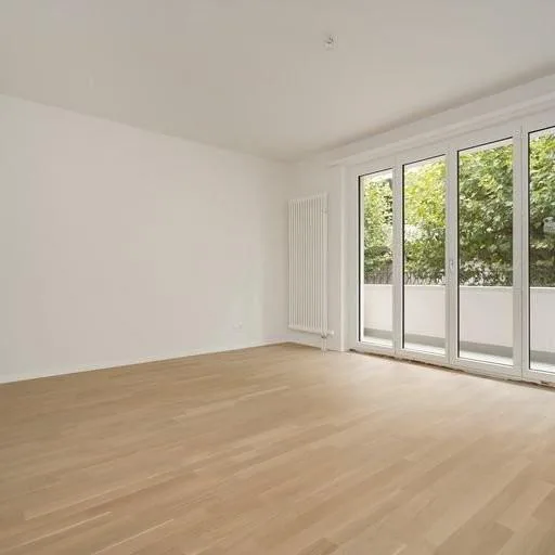 Sanierte 4.5-ZW mit Balkon und Terrasse im Zentrum von Biel