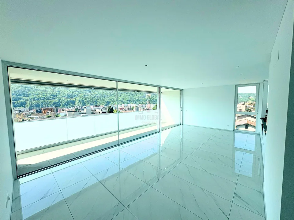 DESING, LUCE NATURALE E CONFORT MODERNO