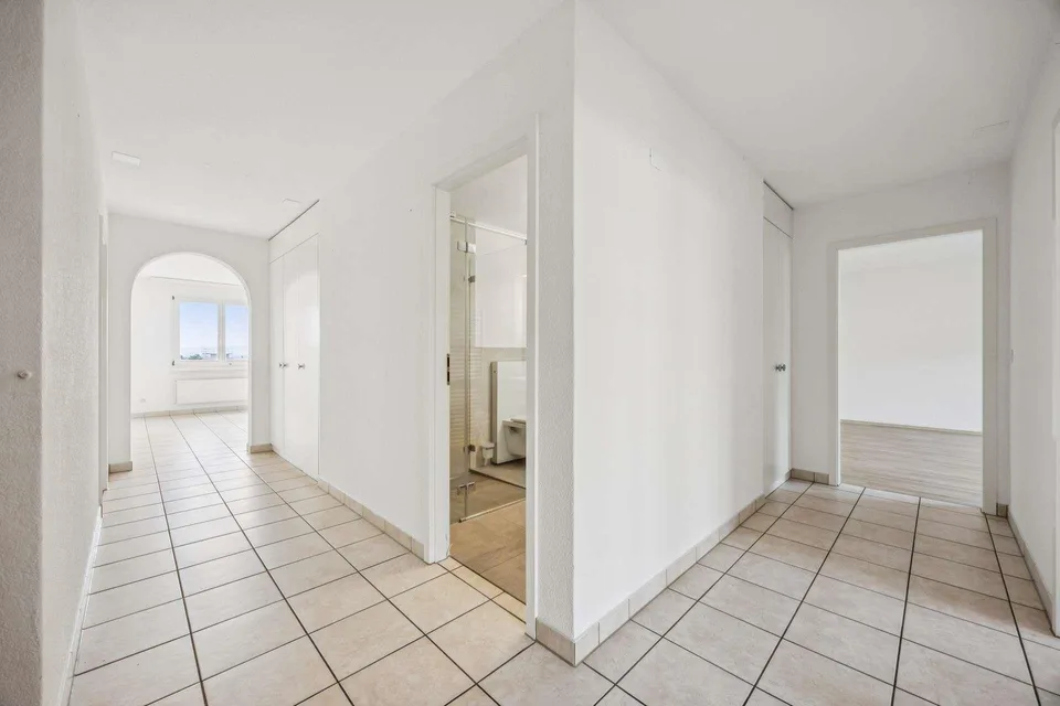 Grosszügige 4.5-Zimmer-Wohnung mit Weitsicht