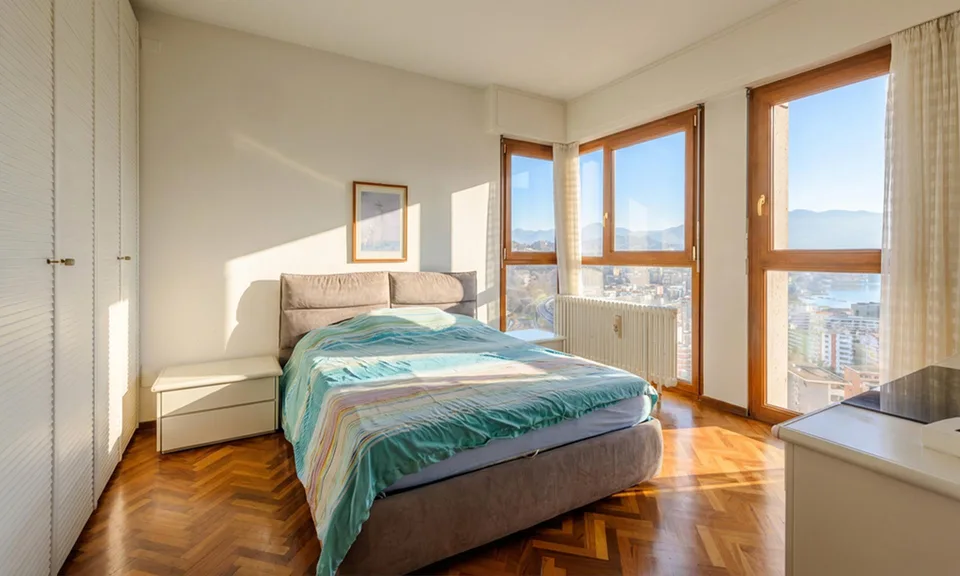 STUNDEVOLLES 3.5 ZIMMER MÖBLIERTES WOHNUNG MIT TERRASSE IN PAZZALLO