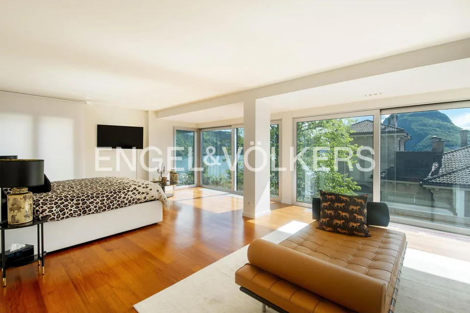 Prestige-Penthouse mit Seeblick