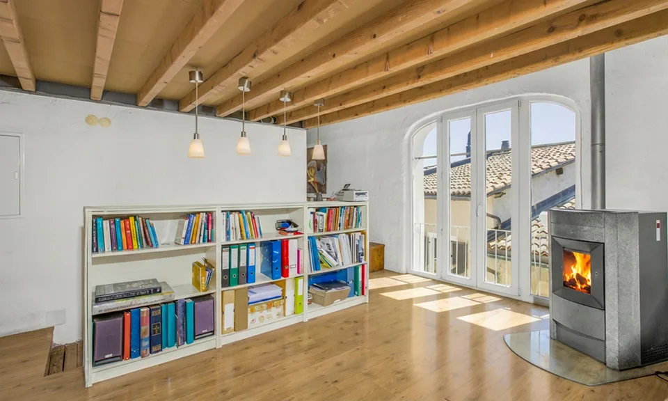 SECONDARY RESIDENCE - HISTORIC HOUSE WITH TERRACE IN BESAZIO