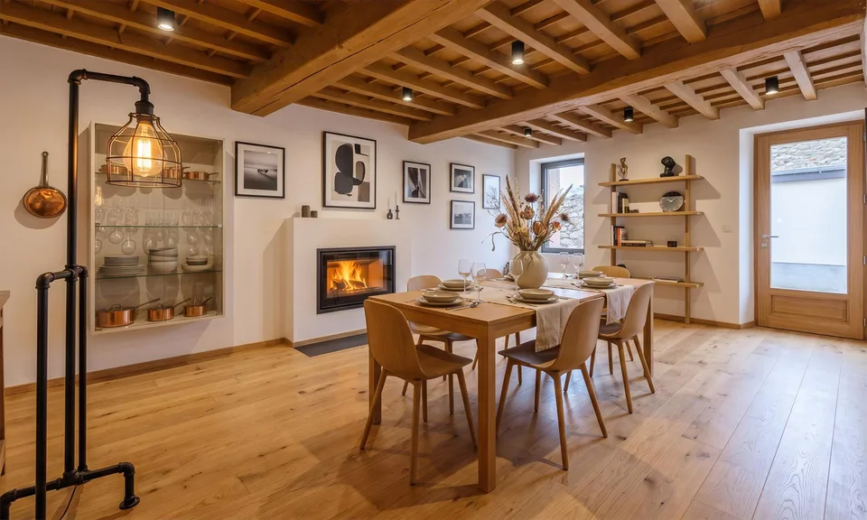CASA DA RISTRUTTURARE CON TERRAZZA E TERRENO IN CAPRIASCA