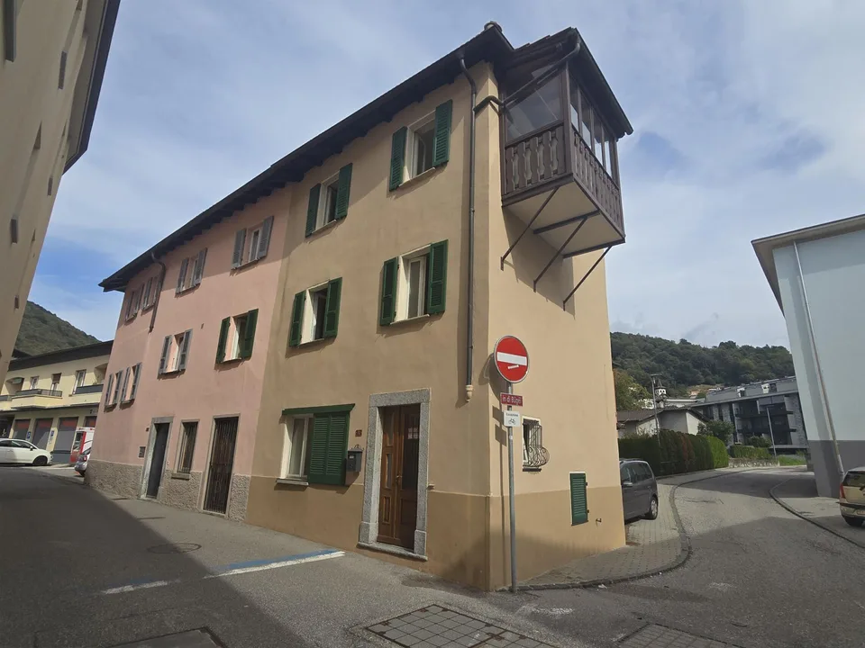OPPORTUNITA' - CASA DI NUCLEO 3.5 LOCALI A TESSERETE