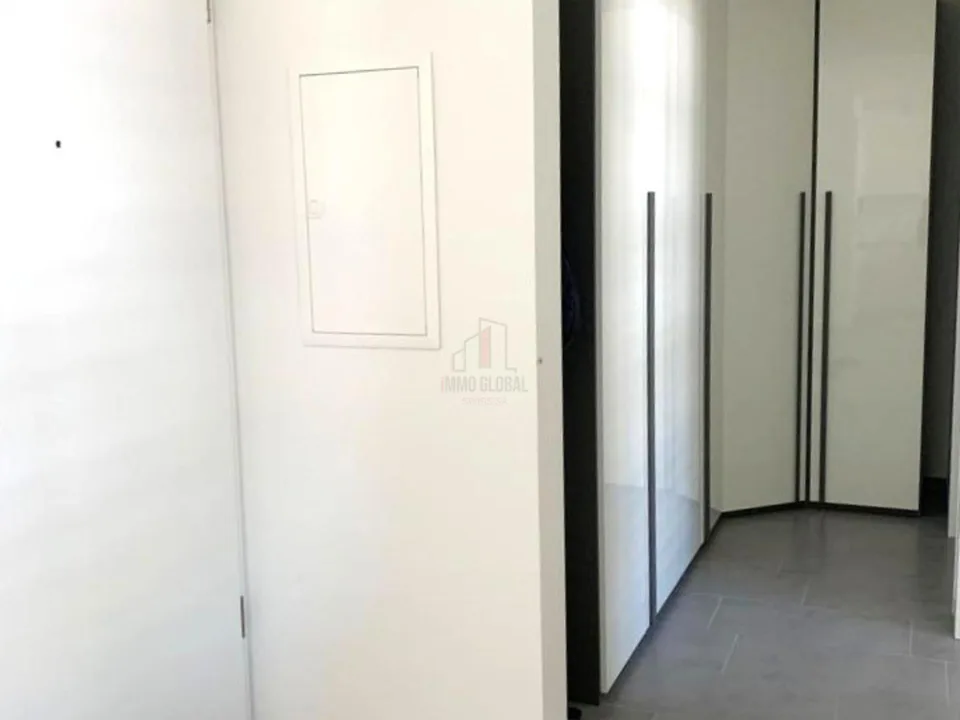 ACCOGLIENTE BILOCALE IN CITTÀ