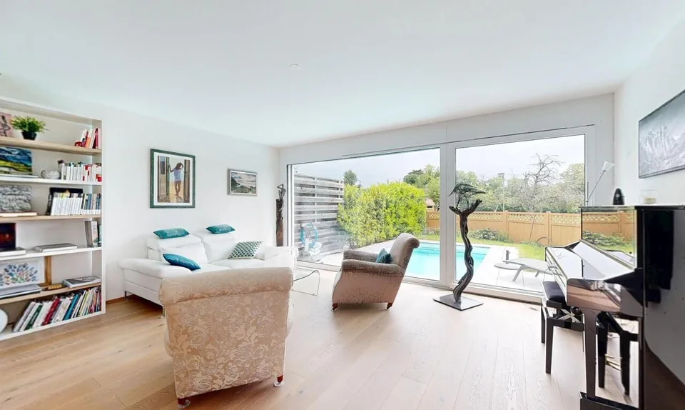 Rare exceptional villa in Lully