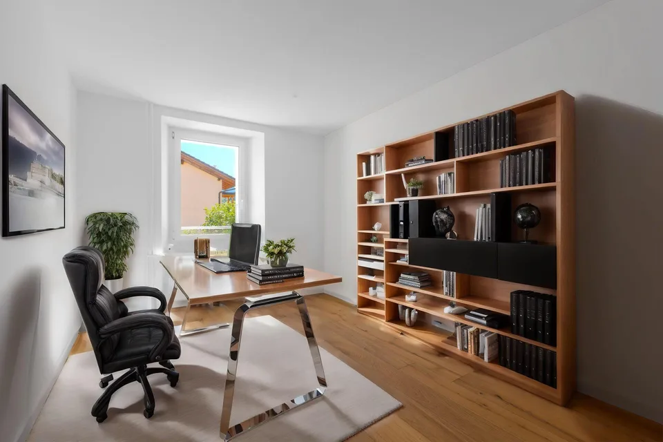 WUNDERSCHÖNE 3.5 ZIMMER WIE NEU MIT GROSSER TERRASSE IN MAGADINO