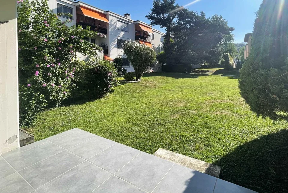 HELL 4.5 ZIMMER MIT TERRASSEN UND SCHWIMMBAD IN PONTE CAPRIASCA
