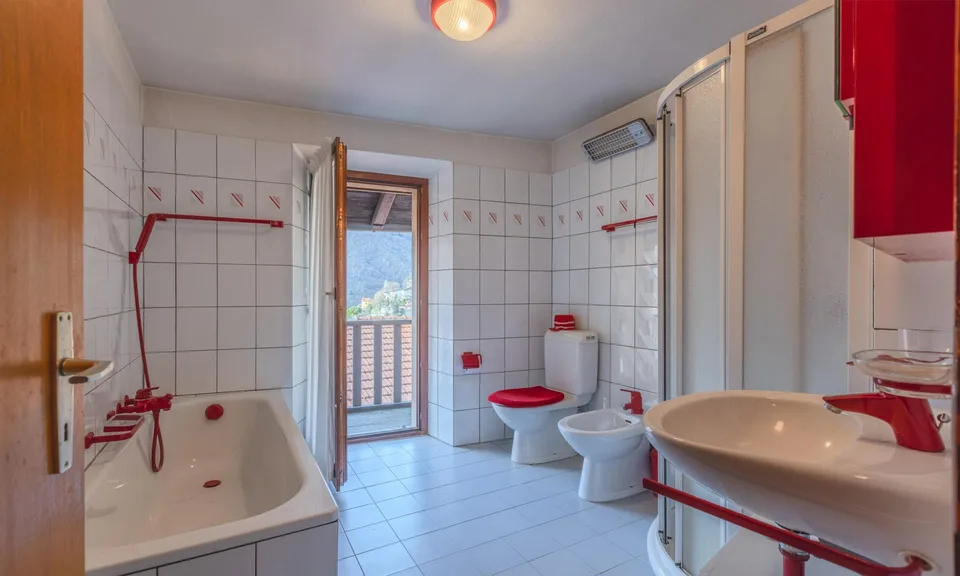 GRANDE CASA RUSTICA DI CHARME DI 4.5 LOCALI A CABBIO – foto 7 di 16