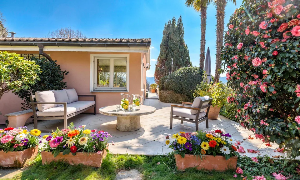 Wunderschöne Villa mit Pool und separatem Apartment in Curio