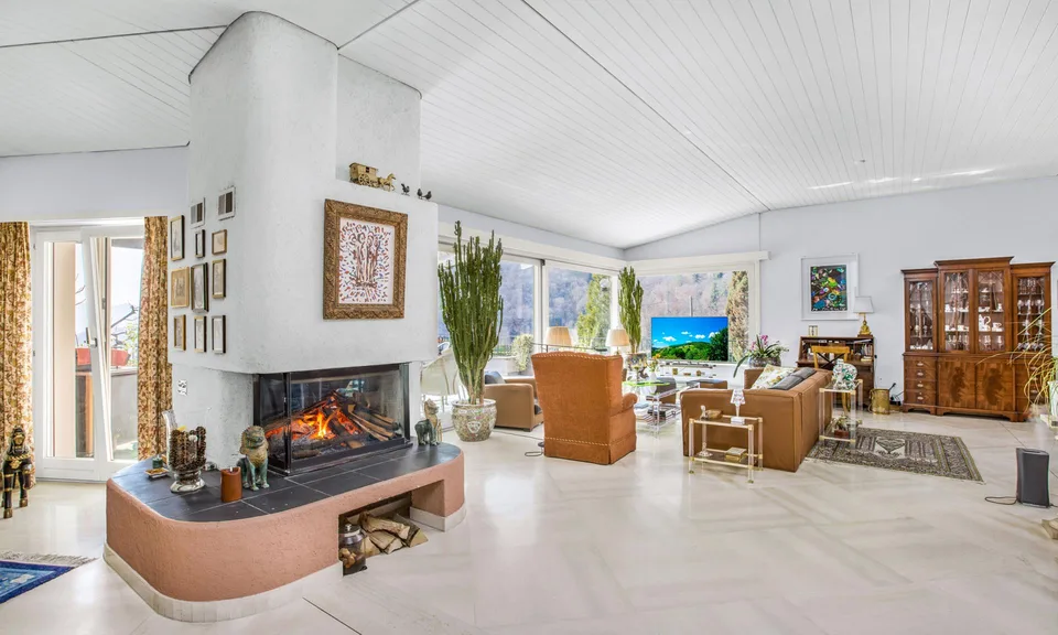 Wunderschöne Villa mit Pool und separatem Apartment in Curio