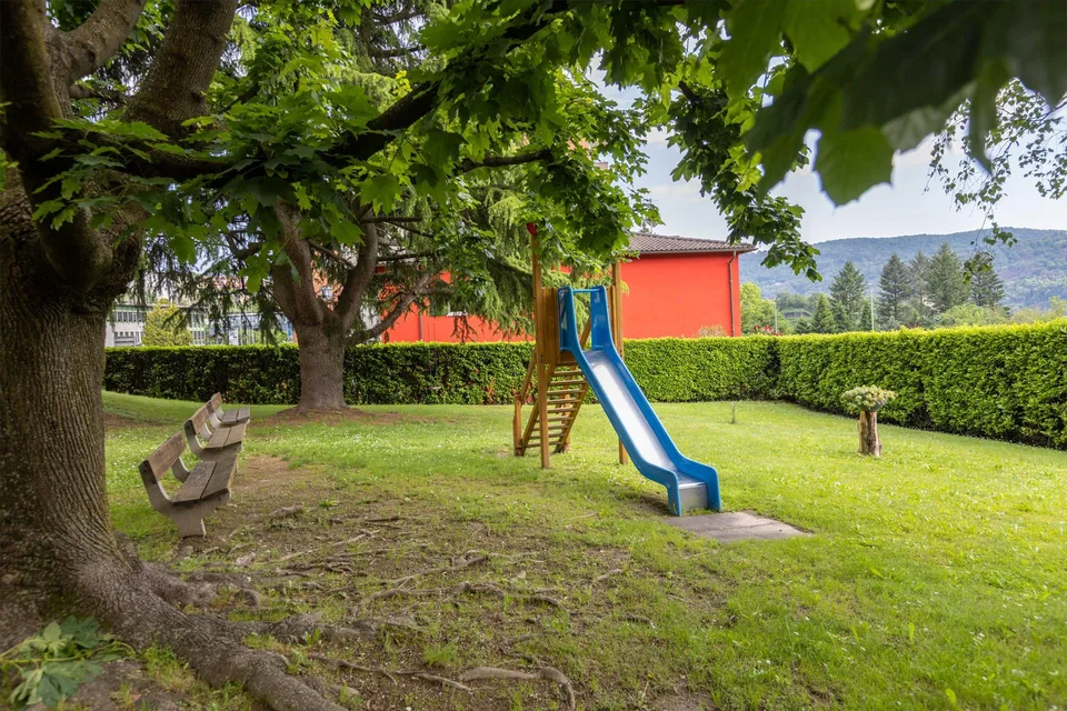 GELEGENHEIT - 5.5 ZIMMER MIT 3 TERRASSEN IN MORBIO INFERIORE – Foto 9 von 10