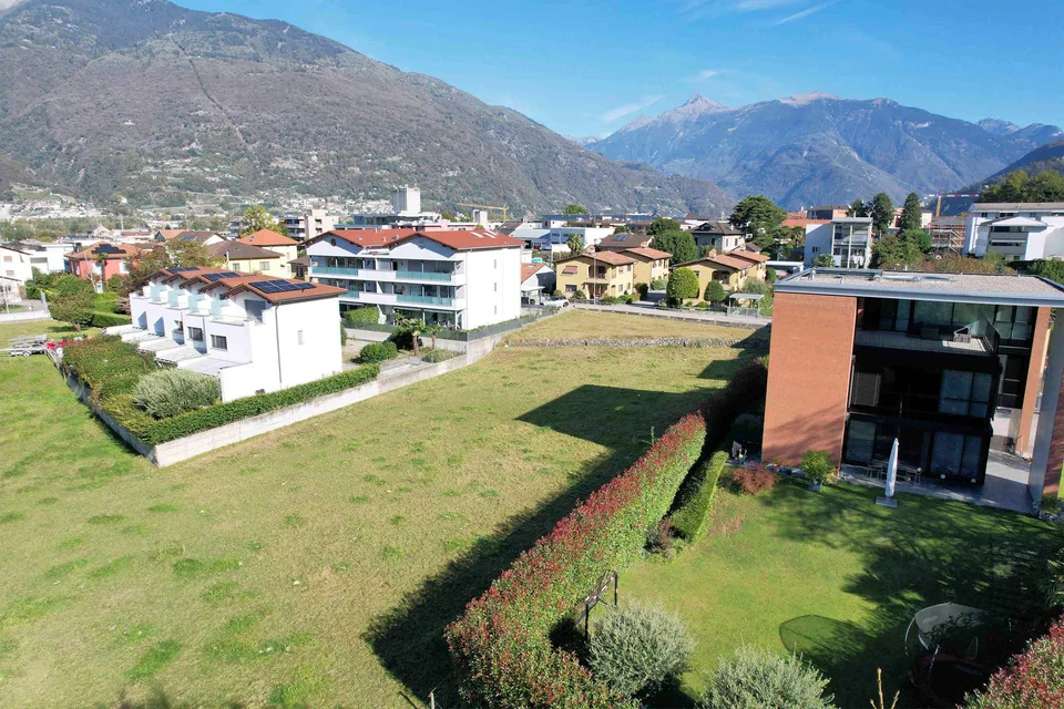 Nuovo appartamento con grande giardino in zona residenziale di pregio