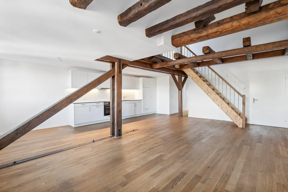 Attraktive Maisonettewohnung mit Dachterrasse zu vermieten