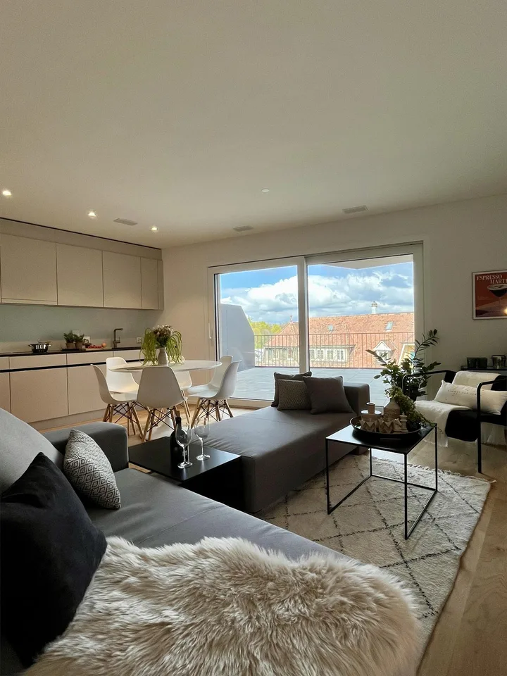 Edificio nuovo (2025): appartamento maisonette 5,5 locali con grande terrazza e vista su Basilea