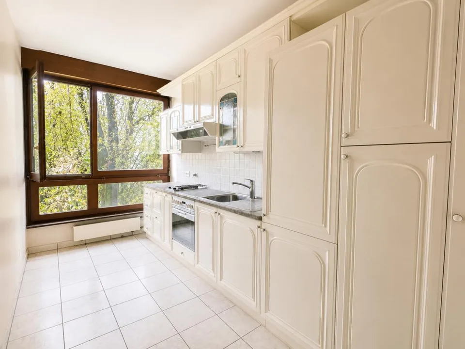Grande appartamento con terrazzo