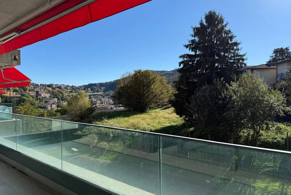 LUMINEUX ET SPACIEUX 4.5 PIÈCES AVEC 2 TERRASSES À VACALLO