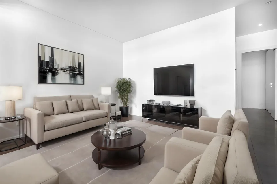 BELLISSIMO E MODERNO 2.5 CON AMPIA TERRAZZA A PREGASSONA