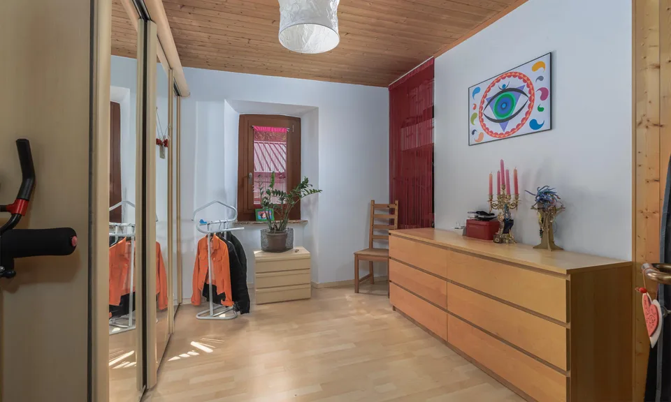MAISON LUMINEUSE ET CARACTÉRISTIQUE DE 4,5 PIÈCES DANS LE VERT À ARZO – photo 7 sur 9