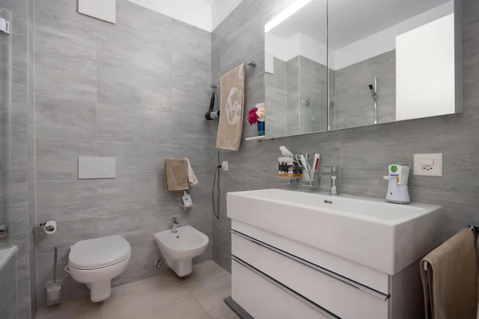 Appartement spacieux et moderne 4.5 pièces avec terrasse à Breganzona – photo 7 sur 9