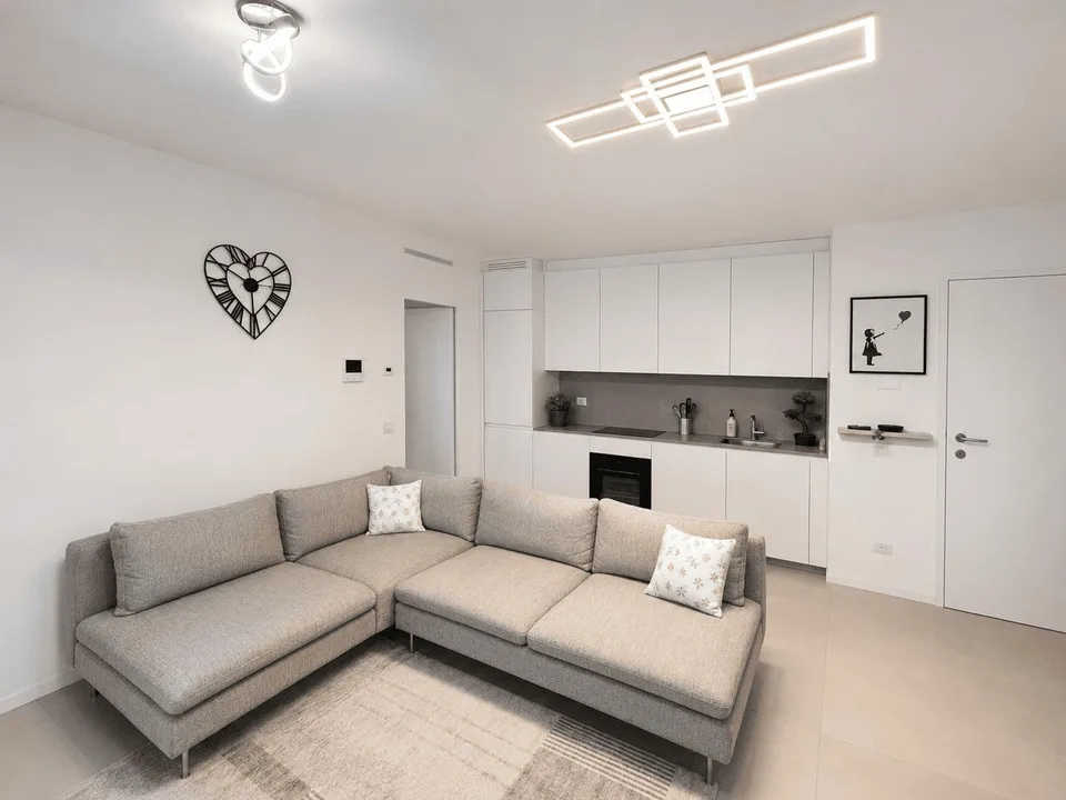 APPARTAMENTO 2.5 IN RECENTE RESIDENZA CON PISCINA