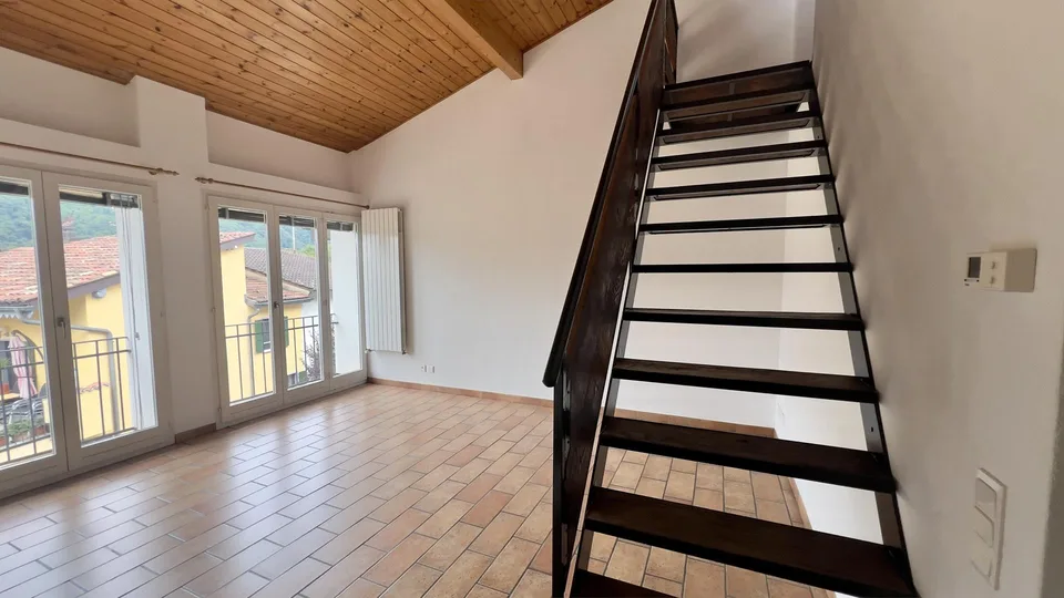 AFFARE - CONFORTEVOLE DUPLEX 3.5 LOCALI NEL CUORE DI PURASCA