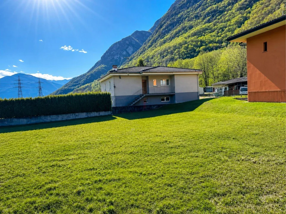 ABITARE NEL VERDE, BIFAMILIARE INDIPENDENTE A PROSITO