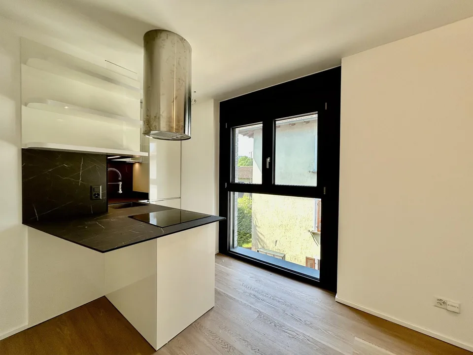 ZU VERMIETEN KOMFORTABLE UND MODERNE 1.5-ZIMMER-WOHNUNG IN NOVAZZANO