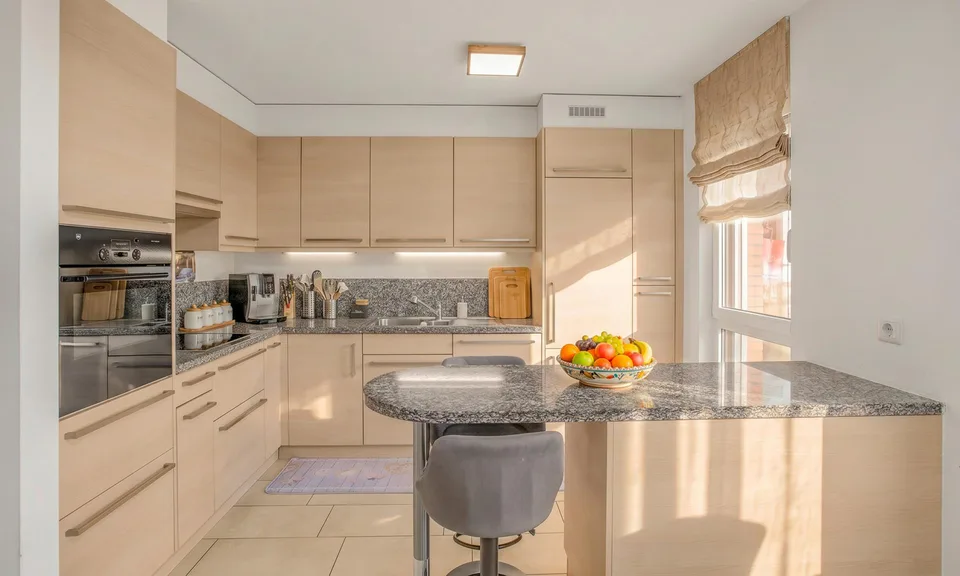 MODERN UND GERÄUMIG 4.5 ZIMMER MIT 2 TERRASSEN IN AGNO