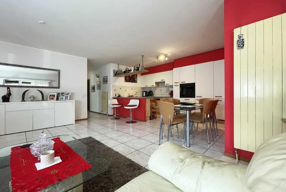 AFFARE - CASA CON TERRENO EDIFICABILE A PONTE CREMENAGA