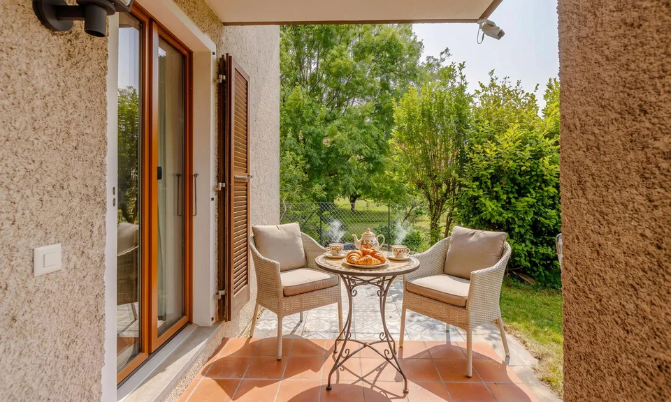 CASA TICINESE AMPLIABILE CON TERRENO EDIFICABILE A LUGAGGIA