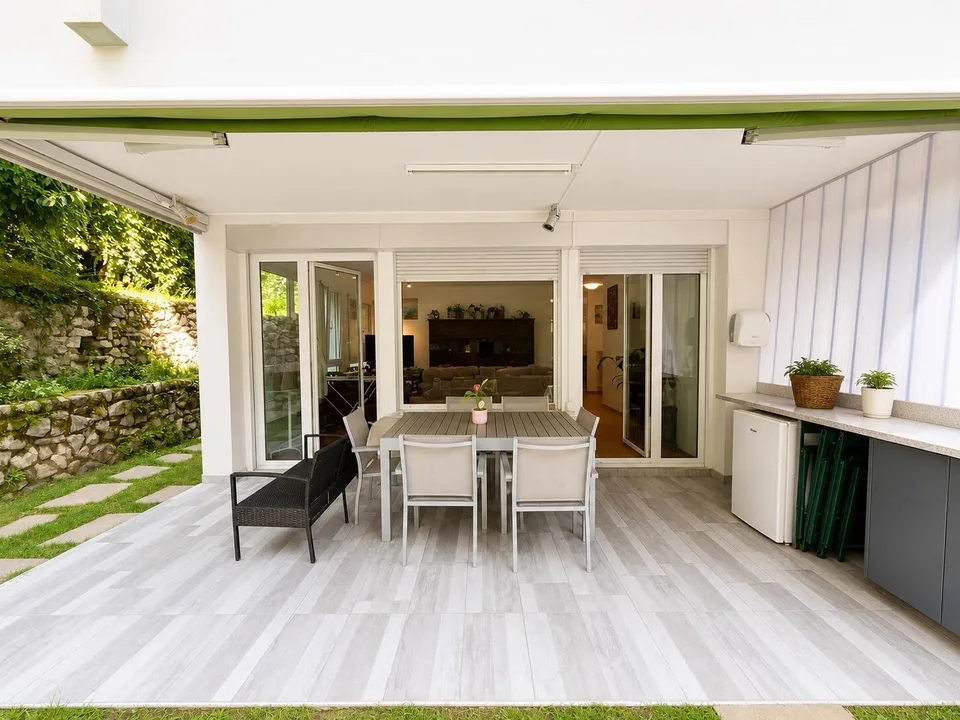 GROßE 3.5 ZIMMER MIT GROSSARTIGEM PRIVATGARTEN IN LUGANO BESSO
