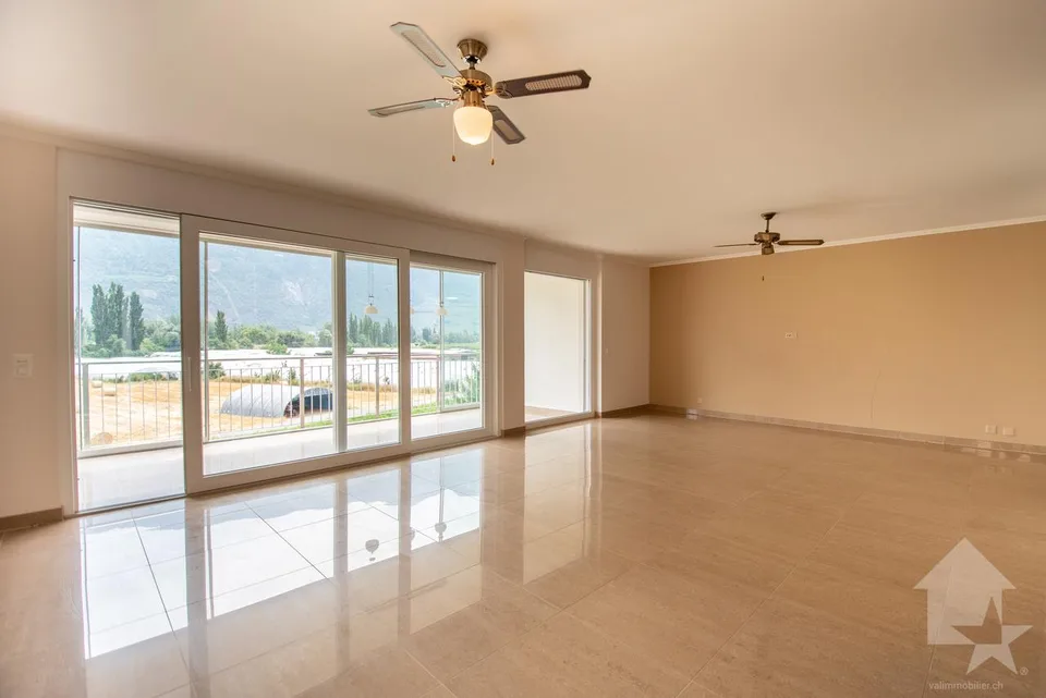 Spacieux appartement traversant dans les bains de Saillon – Foto 7 von 19