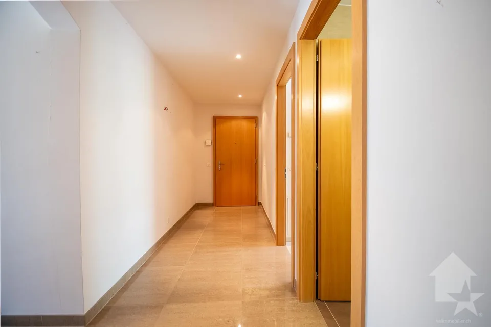 Spacieux appartement traversant dans les bains de Saillon – Foto 8 von 19