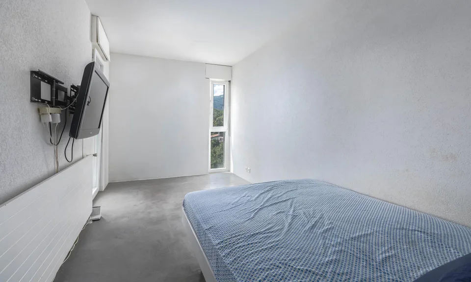 OCCASIONE - CASA 4.5 LOCALI CON GIARDINO A PONTE CAPRIASCA