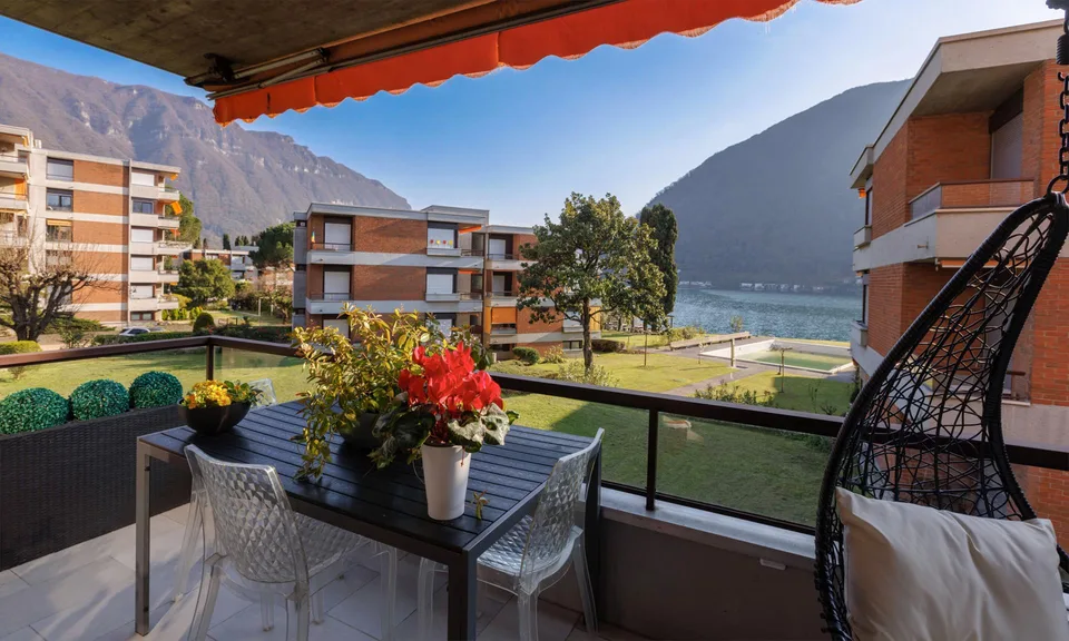 PRÄCHTIGES UND HELLER 4.5 ZIMMER MIT POOL IN MAROGGIA