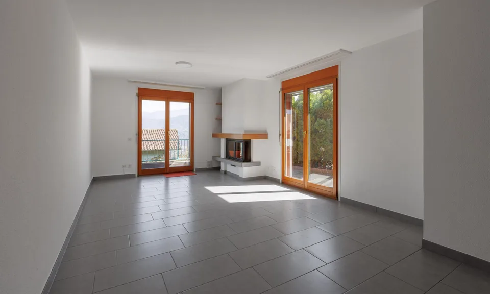 Einladende 4,5-Einheit mit Garten und offener Aussicht in Manno
