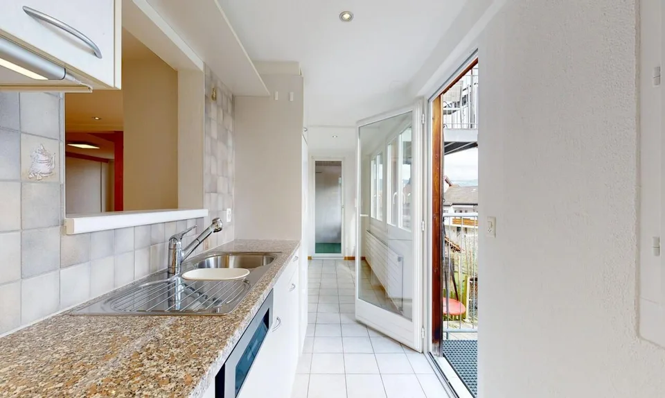 Appartamento affascinante e spazioso di 3,5 stanze con giardino privato! – foto 10 di 21